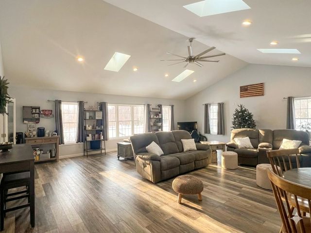 126 Governors Road, Rochester, NH 03867