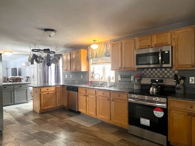 126 Governors Road, Rochester, NH 03867