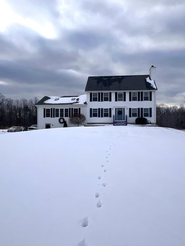 126 Governors Road, Rochester, NH 03867