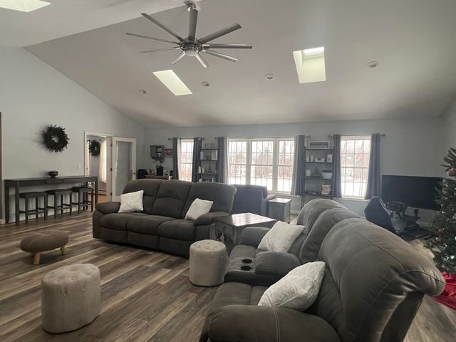 126 Governors Road, Rochester, NH 03867