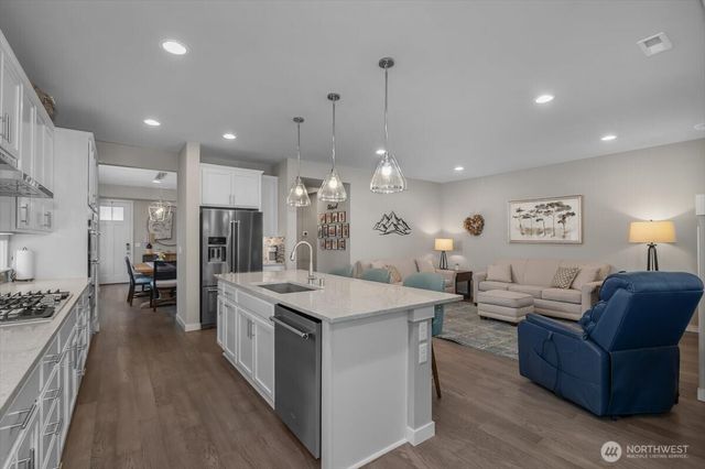 5639 Waldron Drive NE, Lacey, WA 98516