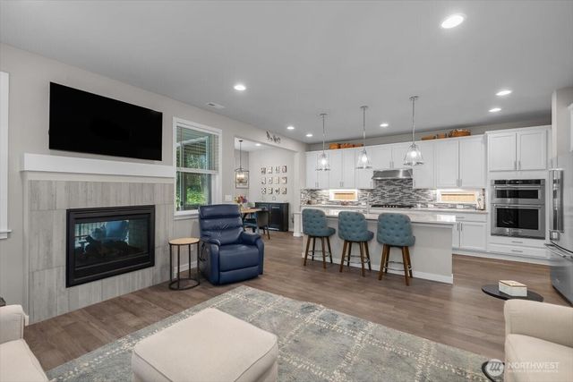 5639 Waldron Drive NE, Lacey, WA 98516