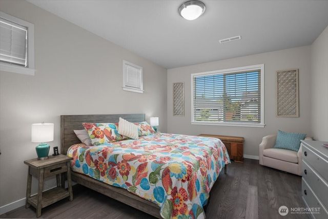 5639 Waldron Drive NE, Lacey, WA 98516