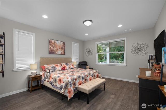 5639 Waldron Drive NE, Lacey, WA 98516