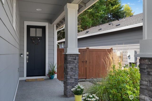 5639 Waldron Drive NE, Lacey, WA 98516