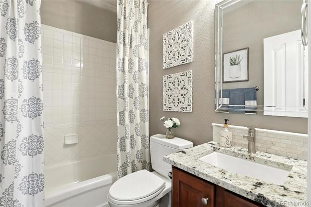 10601 Chadsworth Lane, Highlands Ranch, CO 80126