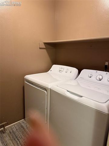 1915 Calle De Seville, Colorado Springs, CO 80904