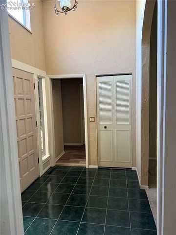 1915 Calle De Seville, Colorado Springs, CO 80904