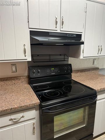 1915 Calle De Seville, Colorado Springs, CO 80904