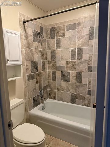 1915 Calle De Seville, Colorado Springs, CO 80904