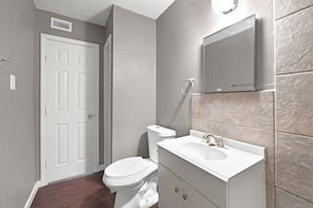 3031 Sumpter 9, Houston, TX 77026