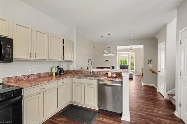 3813 Tarrant Trace Circle, High Point, NC 27265