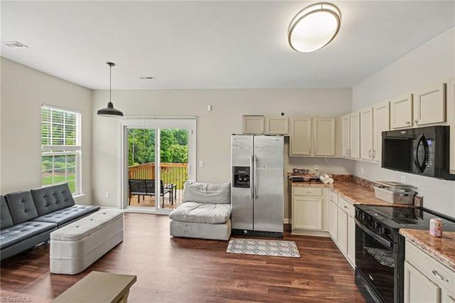 3813 Tarrant Trace Circle, High Point, NC 27265