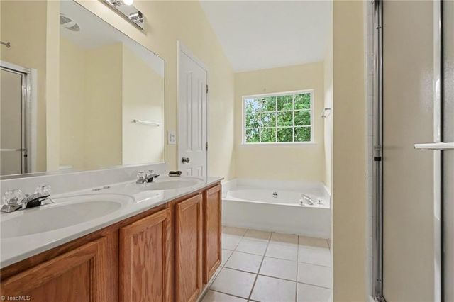 3813 Tarrant Trace Circle, High Point, NC 27265