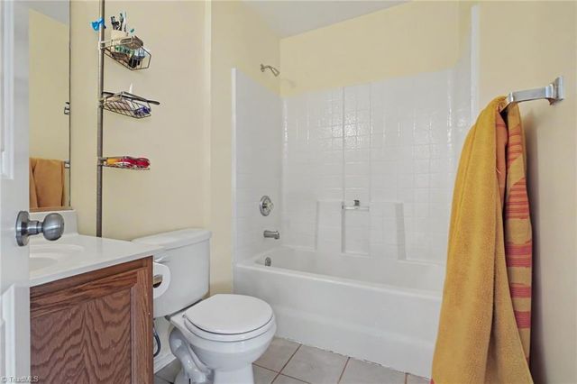 3813 Tarrant Trace Circle, High Point, NC 27265