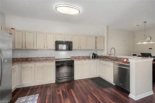 3813 Tarrant Trace Circle, High Point, NC 27265