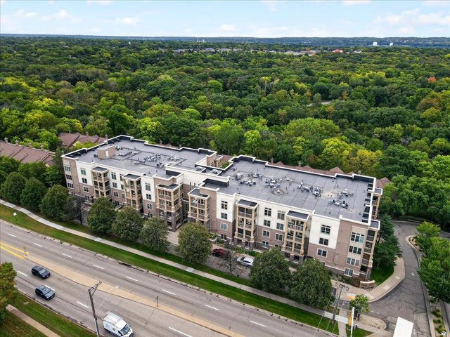 2201 Village Lane A401, Bloomington, MN 55431