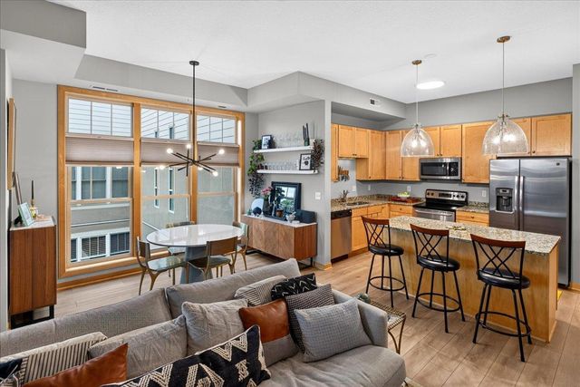 2201 Village Lane A401, Bloomington, MN 55431