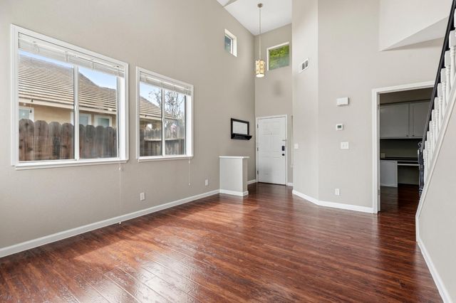 504 Van Dyken Way, Ripon, CA 95366