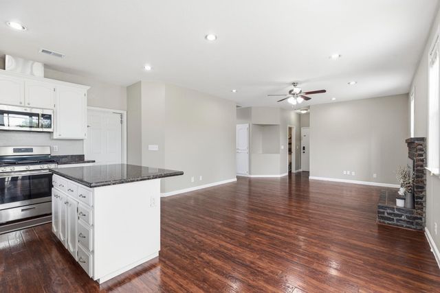 504 Van Dyken Way, Ripon, CA 95366