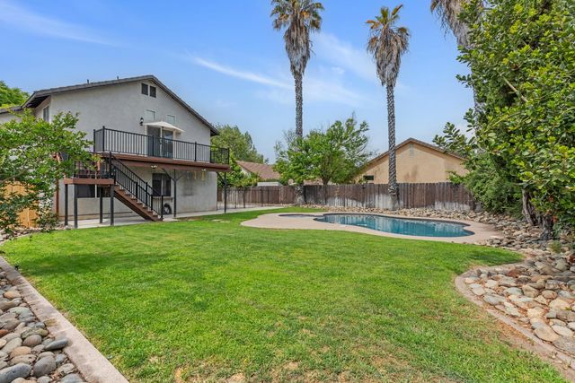 504 Van Dyken Way, Ripon, CA 95366