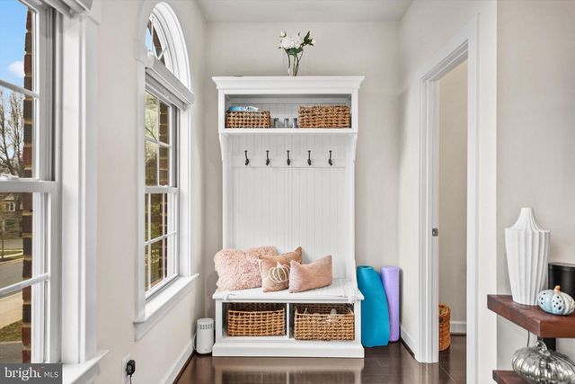 19237 ABBEY MANOR DR, Brookeville, MD 20833