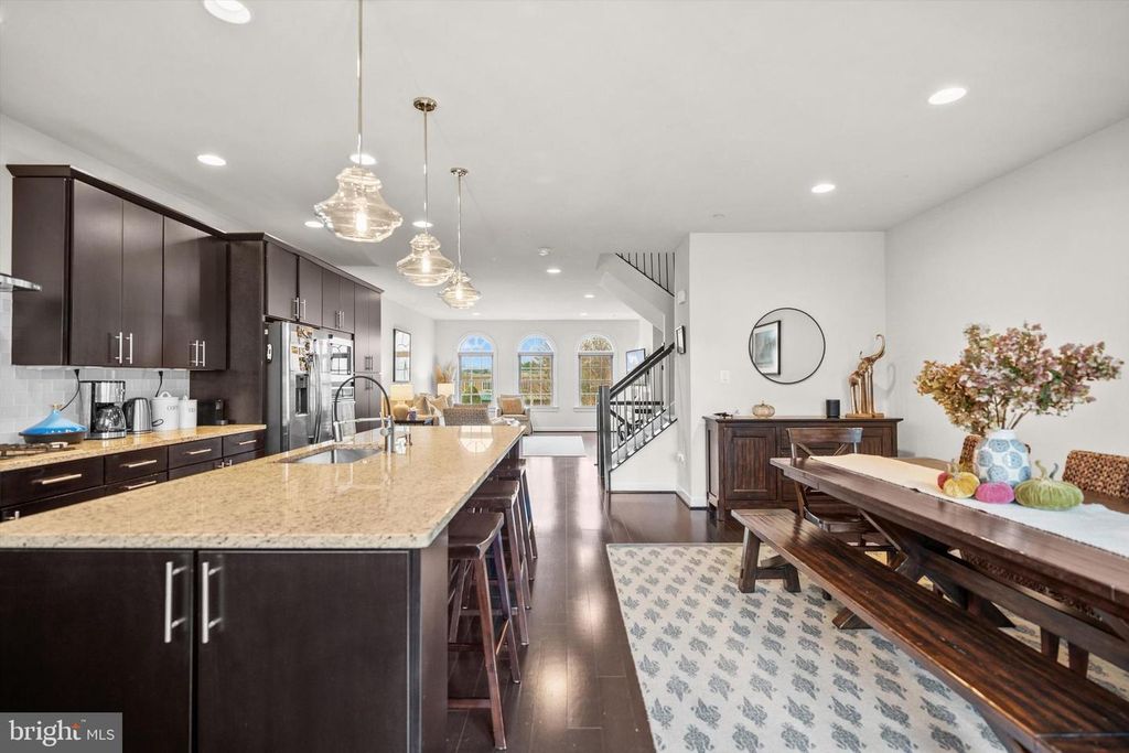 19237 ABBEY MANOR DR, Brookeville, MD 20833