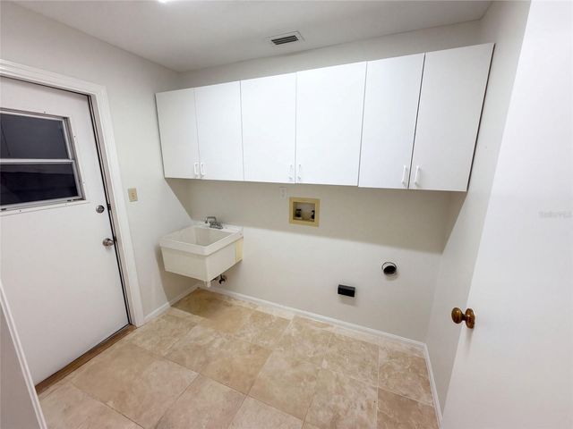 3339 PAISLEY CIRCLE, Orlando, FL 32817