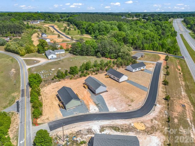 129 Prosperity Way, Forest City, NC 28043