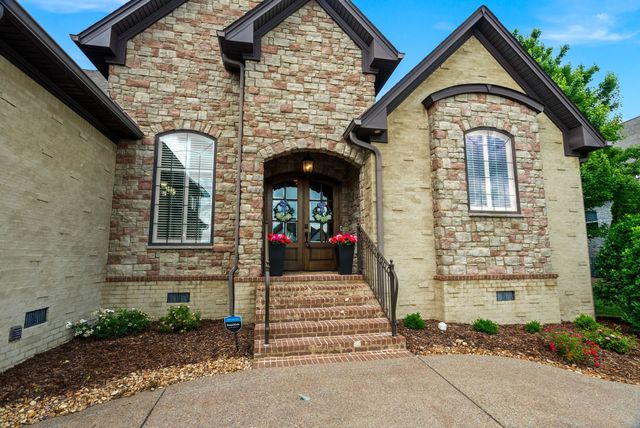 1606 Boardwalk Pl, Gallatin, TN 37066