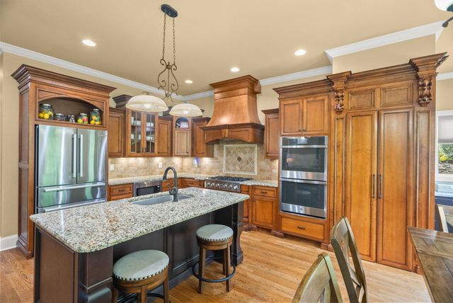 1606 Boardwalk Pl, Gallatin, TN 37066
