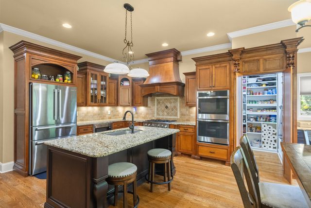 1606 Boardwalk Pl, Gallatin, TN 37066