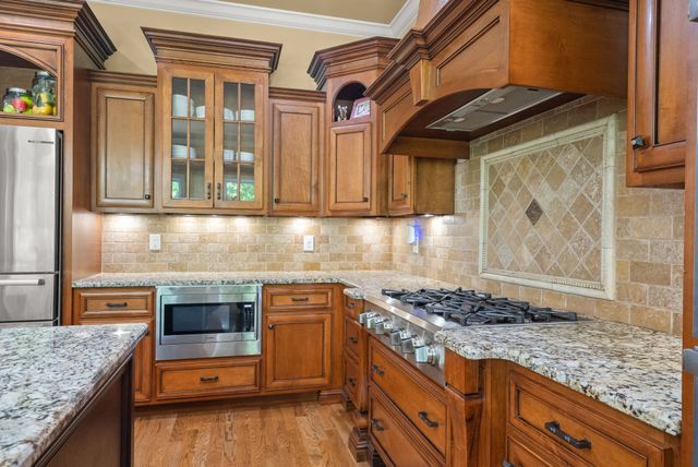 1606 Boardwalk Pl, Gallatin, TN 37066