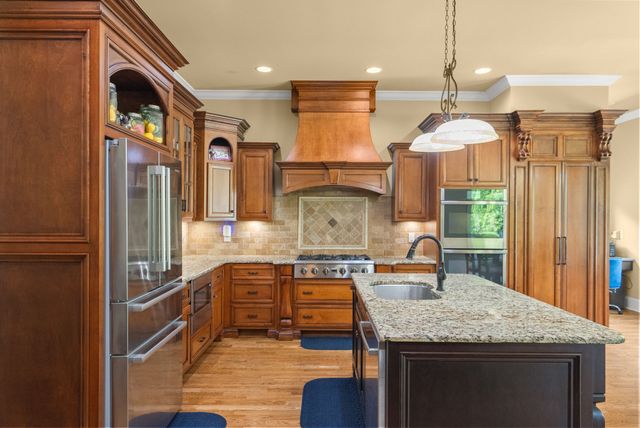 1606 Boardwalk Pl, Gallatin, TN 37066