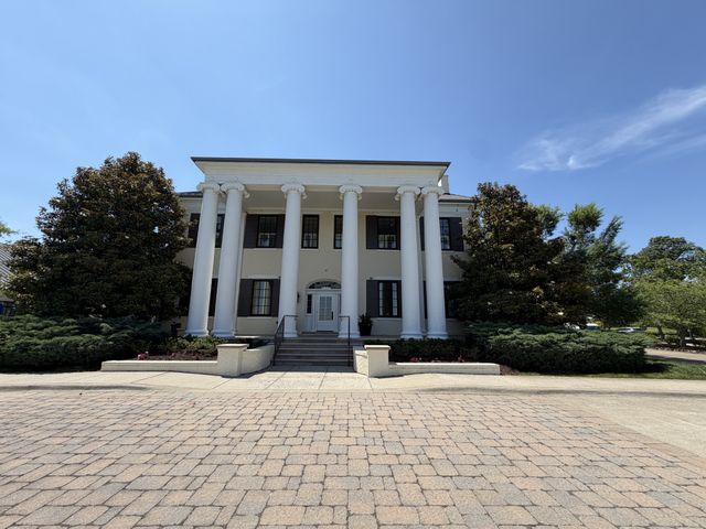 1606 Boardwalk Pl, Gallatin, TN 37066