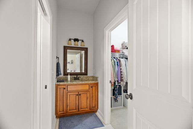 1606 Boardwalk Pl, Gallatin, TN 37066