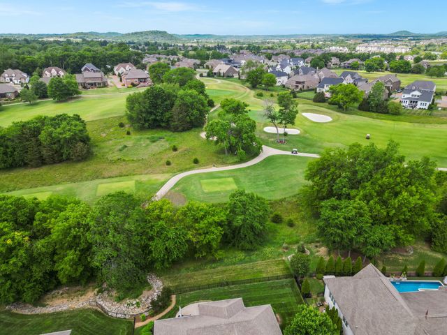 1606 Boardwalk Pl, Gallatin, TN 37066