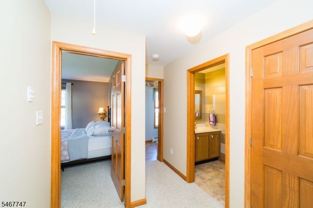 33 Budd St, Roxbury Twp., NJ 07847