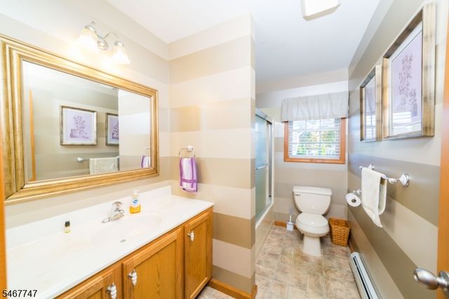 33 Budd St, Roxbury Twp., NJ 07847