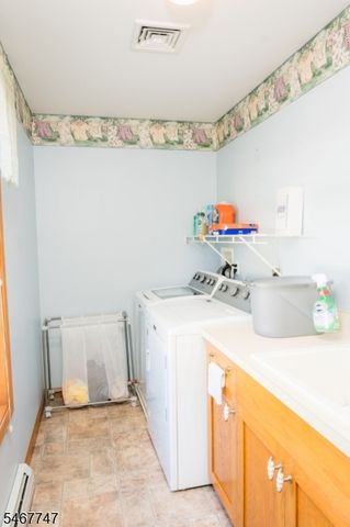 33 Budd St, Roxbury Twp., NJ 07847
