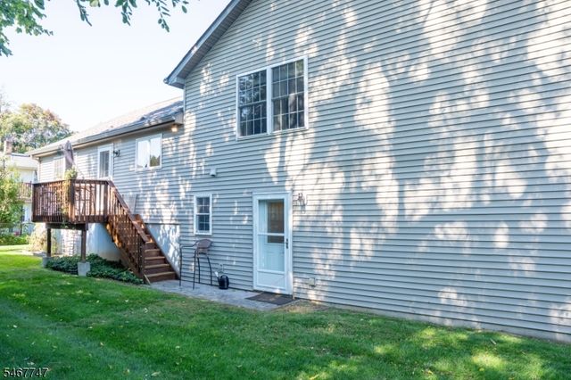 33 Budd St, Roxbury Twp., NJ 07847