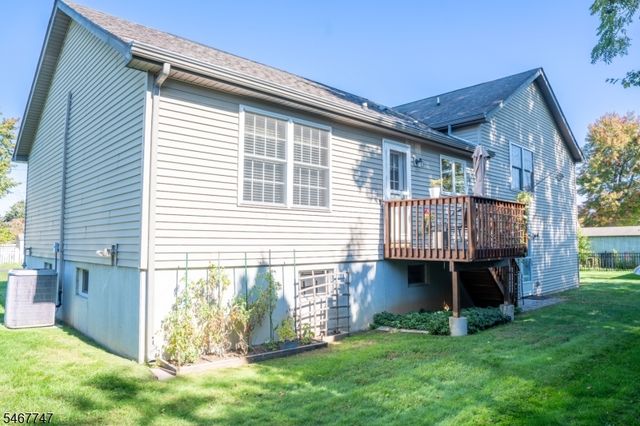 33 Budd St, Roxbury Twp., NJ 07847