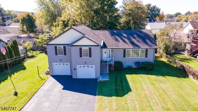 33 Budd St, Roxbury Twp., NJ 07847