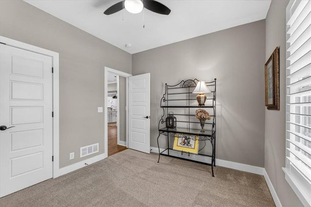 1405 Kensington Lane, Raymore, MO 64083