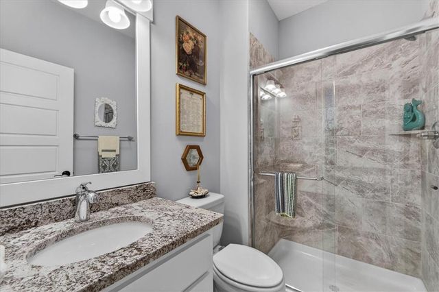 1405 Kensington Lane, Raymore, MO 64083