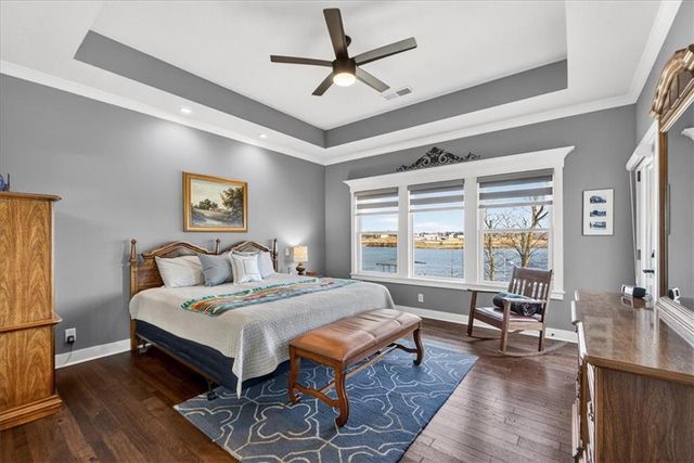 1405 Kensington Lane, Raymore, MO 64083