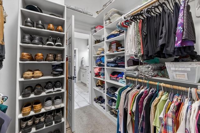 1405 Kensington Lane, Raymore, MO 64083