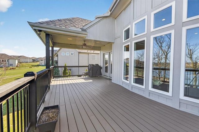 1405 Kensington Lane, Raymore, MO 64083