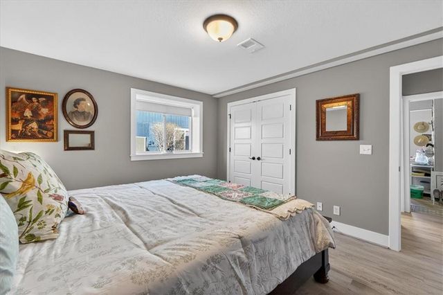 1405 Kensington Lane, Raymore, MO 64083