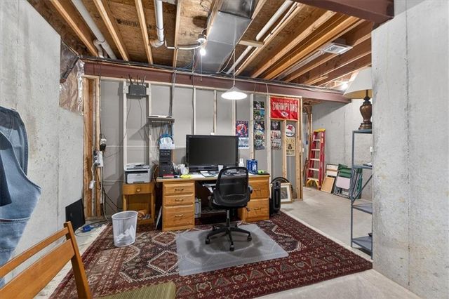 1405 Kensington Lane, Raymore, MO 64083